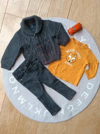 Ensemble 3 pièces 👕👖