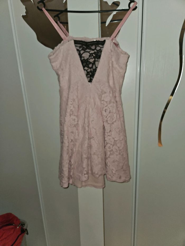 Robe taille 34 - photo numéro 2