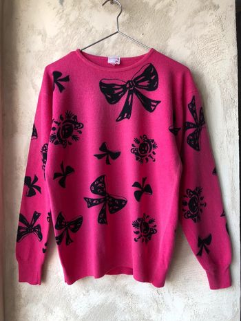 Joli pull rose à motifs vintage M