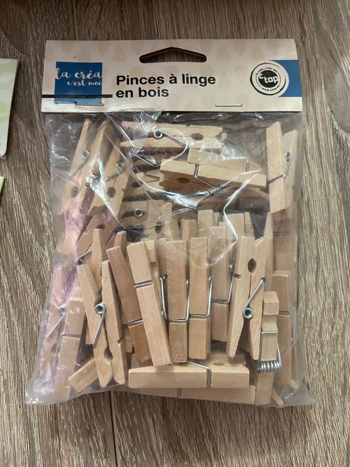 Lot de pinces en bois, mini pinces et demi pinces - photo numéro 2