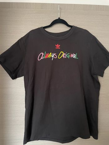 T shirt adidas taille L
