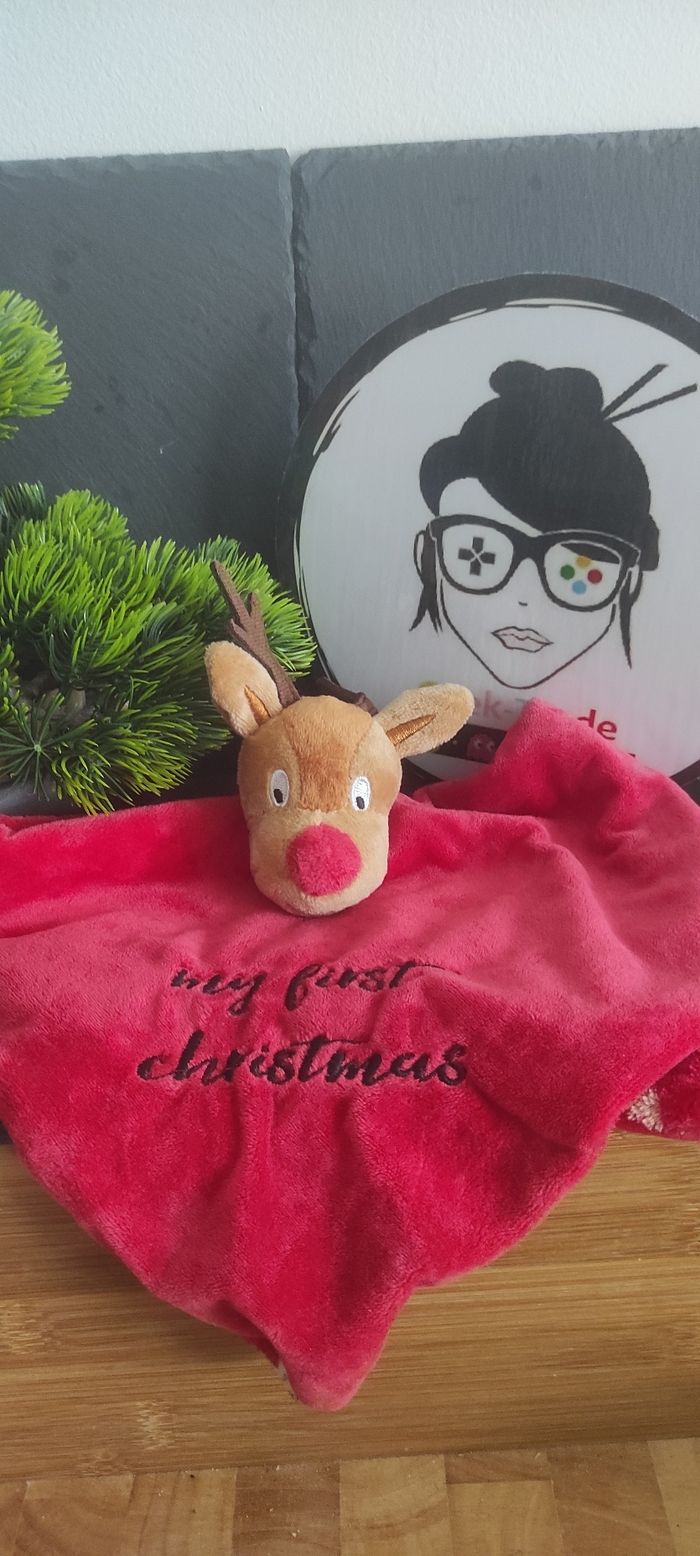 doudou renne my first christmas rouge marron boanc sapin père noël ours Pingouin