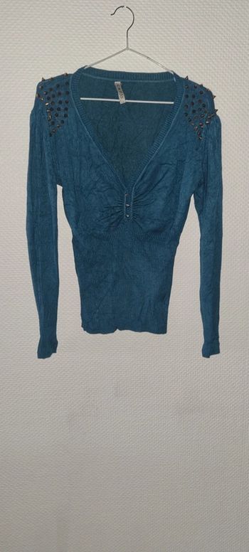 Pull fin col V taille 38 / M CMP55