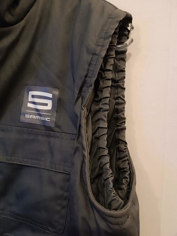 Veste sans manche grise - photo numéro 4