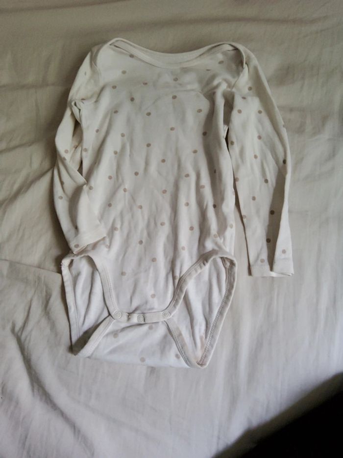 Lot de bodies - photo numéro 6