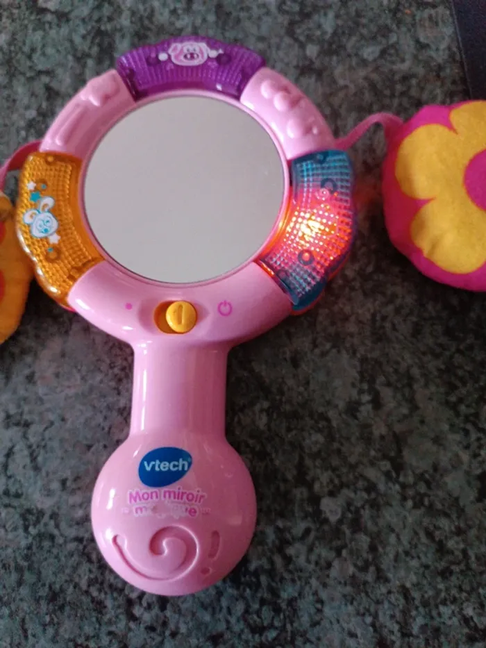 Mon miroir Hochet VTech 1er âge