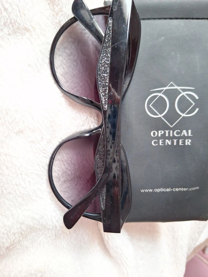 Lunettes de soleil neuves - photo numéro 4