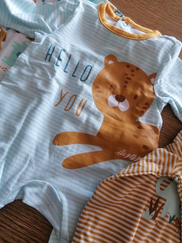 3 pyjamas été mi-saison 1 mois - photo numéro 5