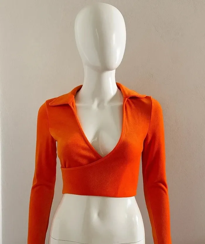 Top court bershka neuf