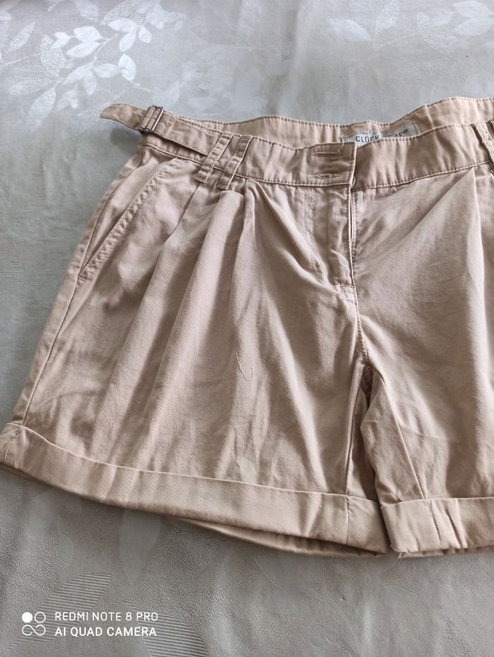 Short toile beige neuf T 40