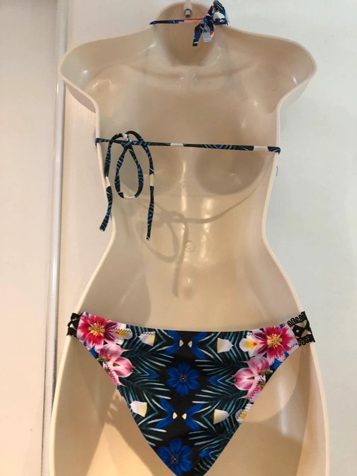 Maillot de bain taille 36 noir et multicolore broderie 2 pièces - photo numéro 12