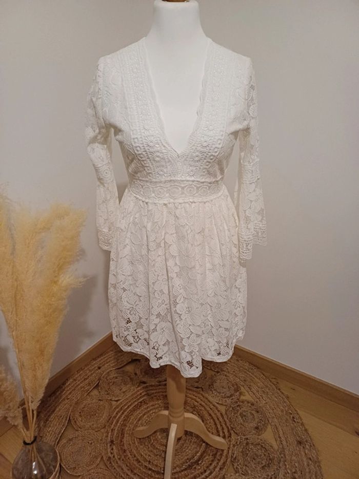 Robe blanche bohème en dentelle neuve Z Studio taille S/M 36/38