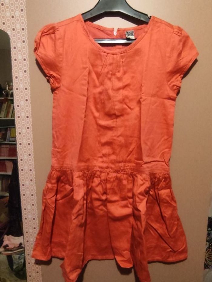 Robe manches courtes