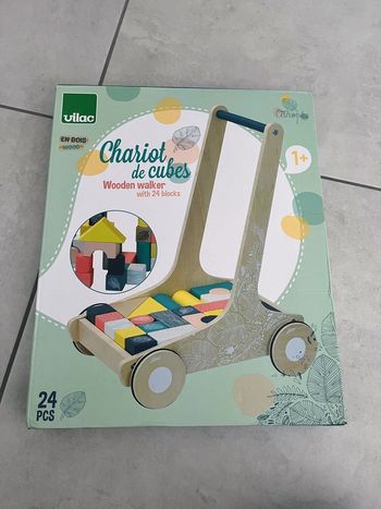 Chariot de marche bébé Vilac en bois avec cubes - Neuf