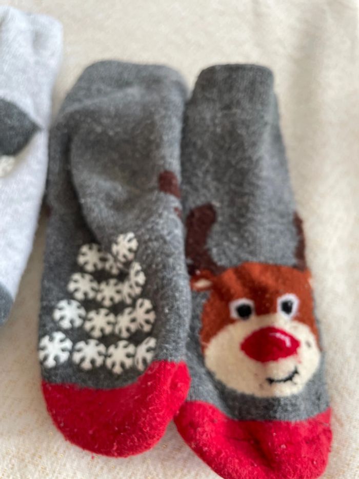 Chaussettes anti dérapantes de Noël 19/22 - photo numéro 4