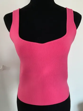 Joli top bustier fushia Zara taille M 