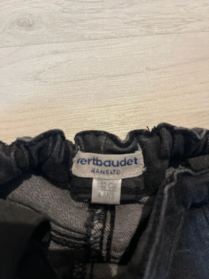 Jean noir 4 ans - photo numéro 2