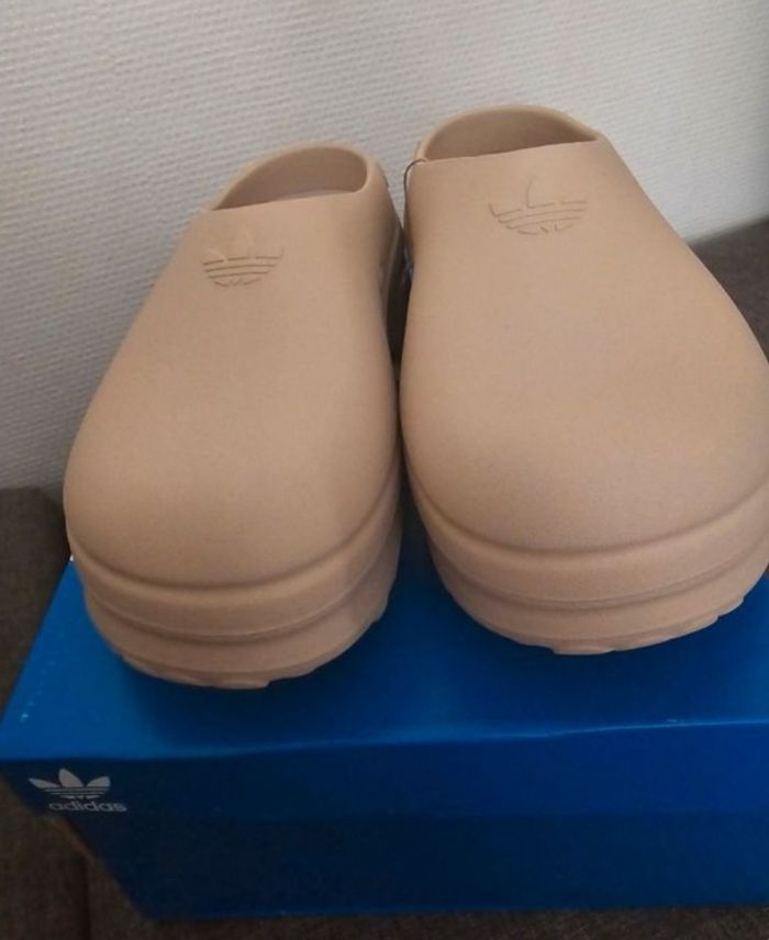 Adidas sabot taille 39