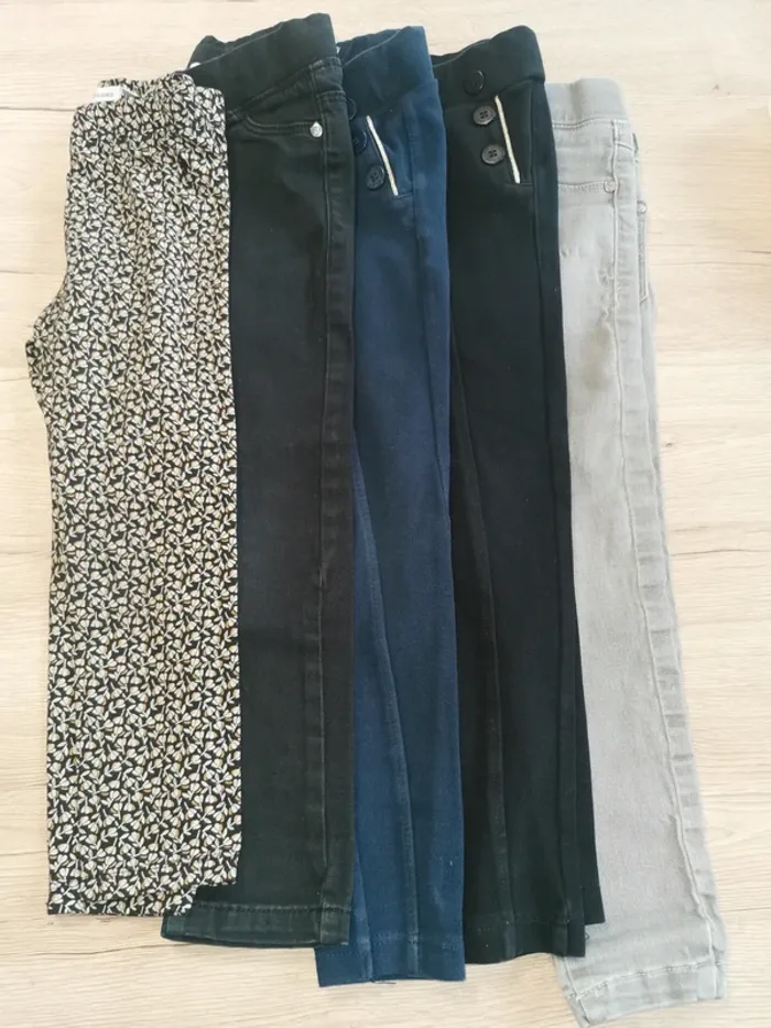 Lot 5 pantalons okaïdi 4 ans fille