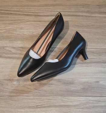 Escarpins chaussures à talon semi-cuir habillées élégante femme