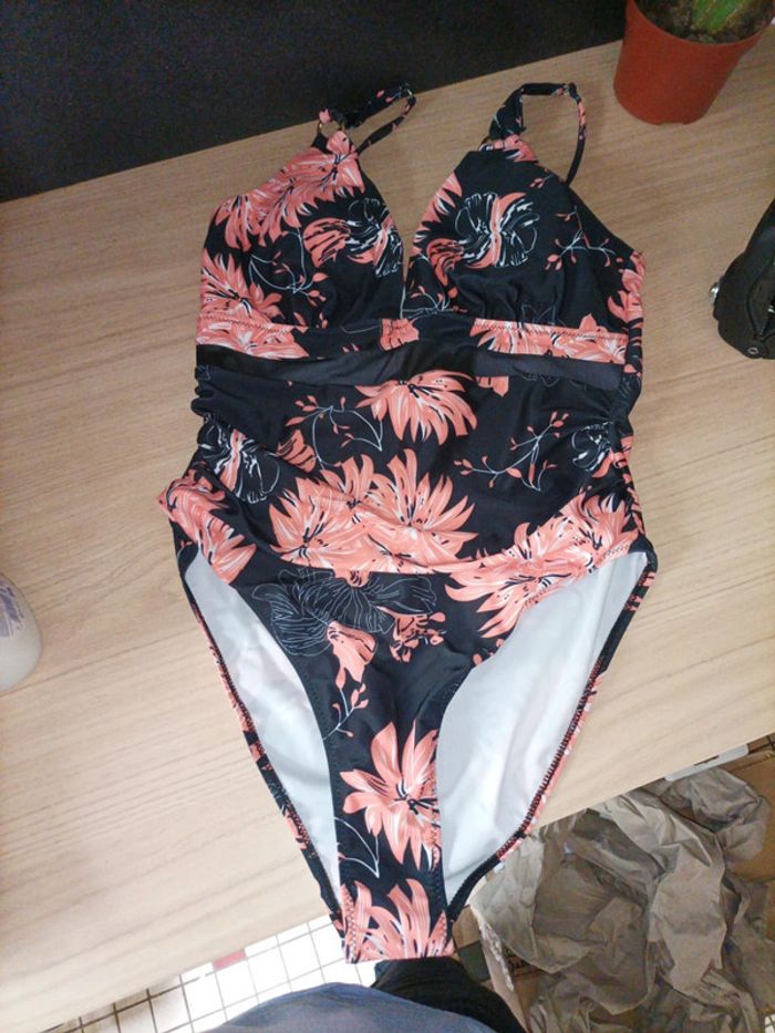 Maillot de bain neuf