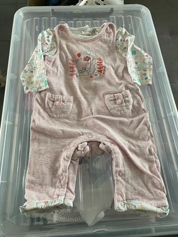 Ensemble salopette et maillot longue manche