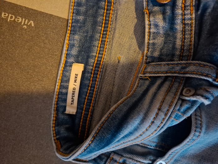 Jean 28/32 - photo numéro 4