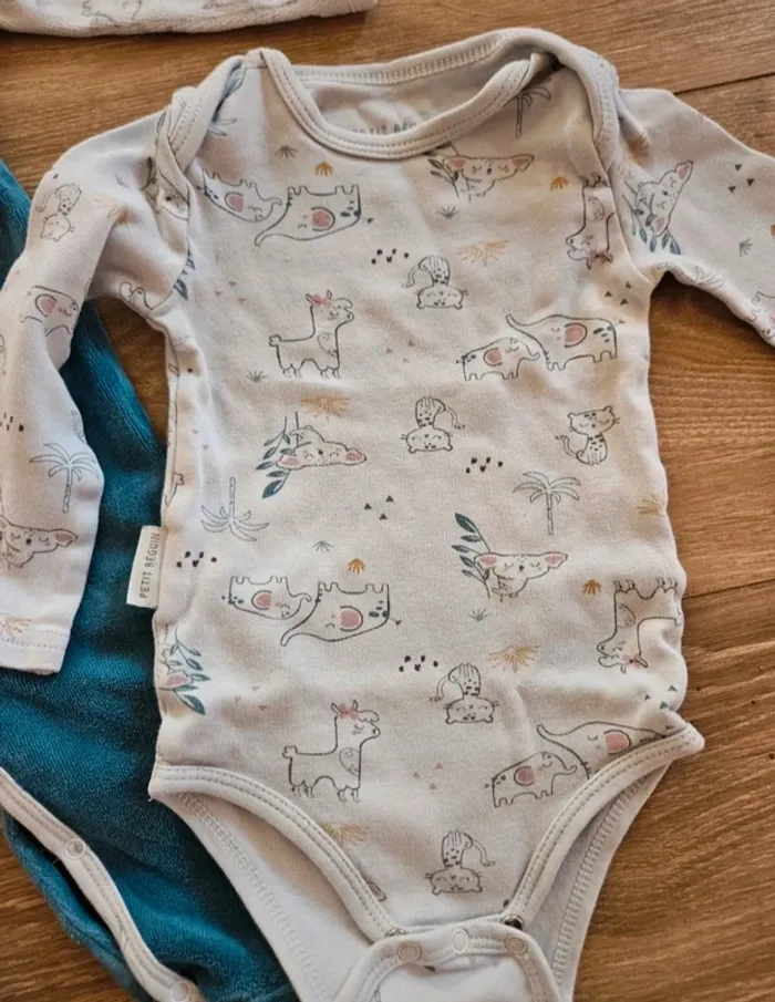 Pyjamas 12 mois - photo numéro 8
