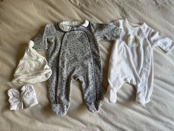 Lot pyjamas naissance