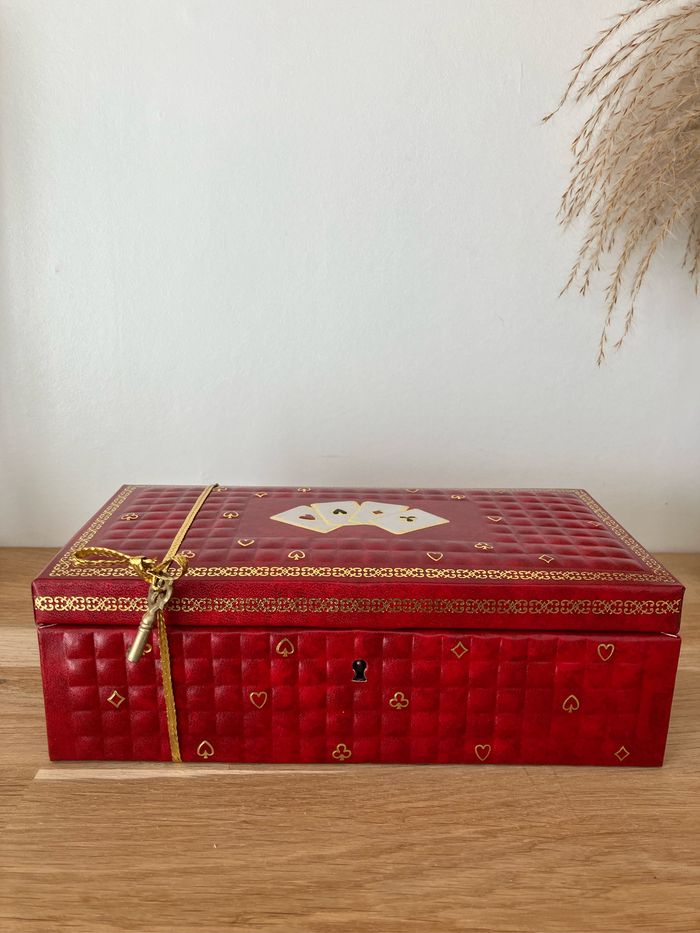 Vintage-Très belle boîte vide rouge-Effet matelassé pour cartes - photo numéro 3