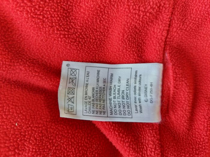 Imperméable Disneyland Paris taille 6 ans - photo numéro 8