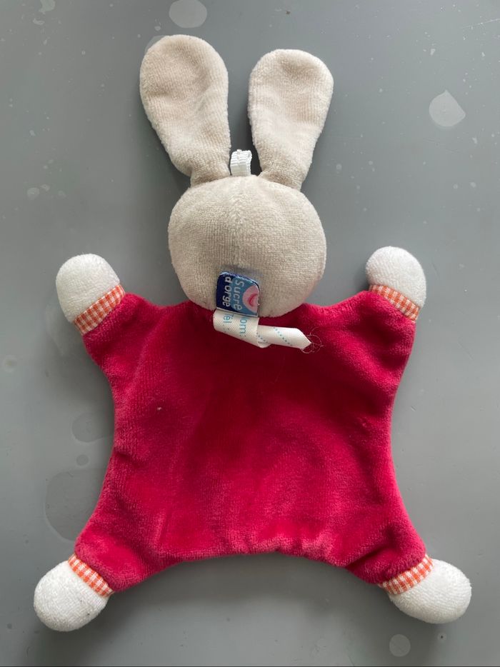 Petit doudou lapin Sucre d'Orge rouge et blanc très bon état - photo numéro 7