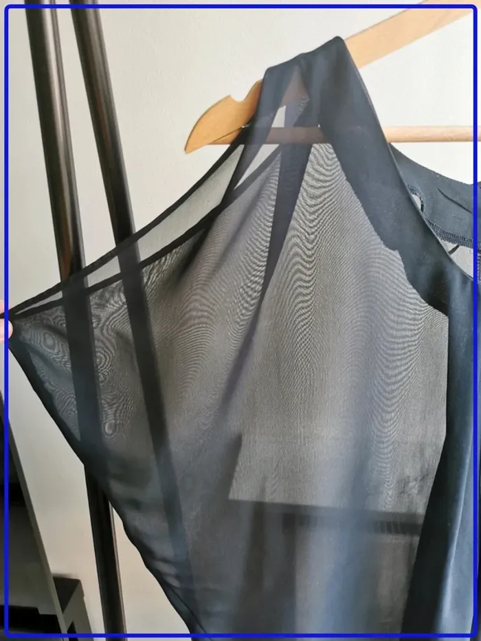 Débardeur bleu - photo numéro 2