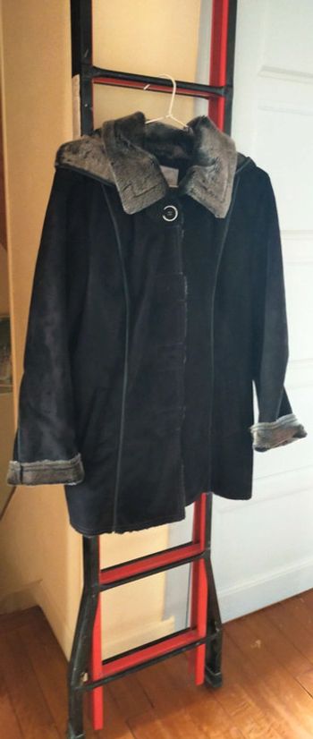 manteau femme noir fausse fourrure intérieure