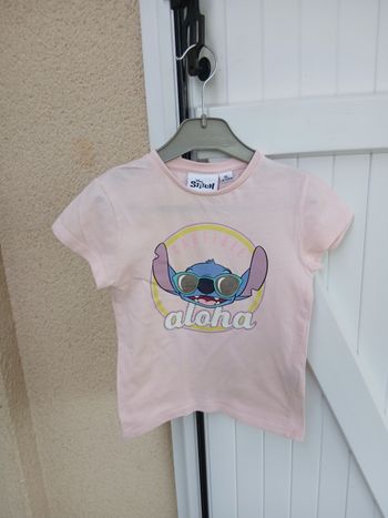 Tee-shirt filles stitch taille 6 ans