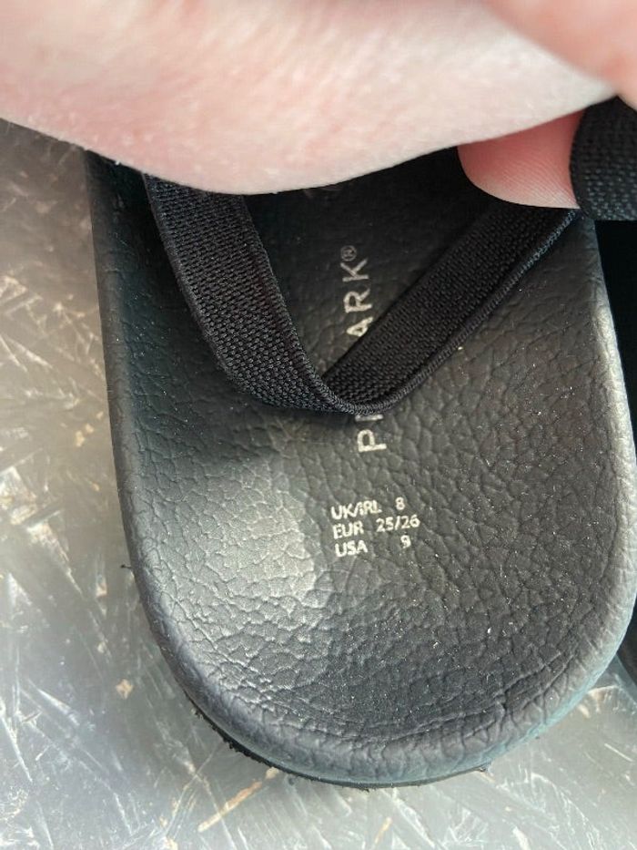 Tongs 25/26