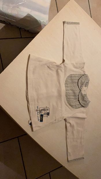 T-shirt longues manches 6 mois