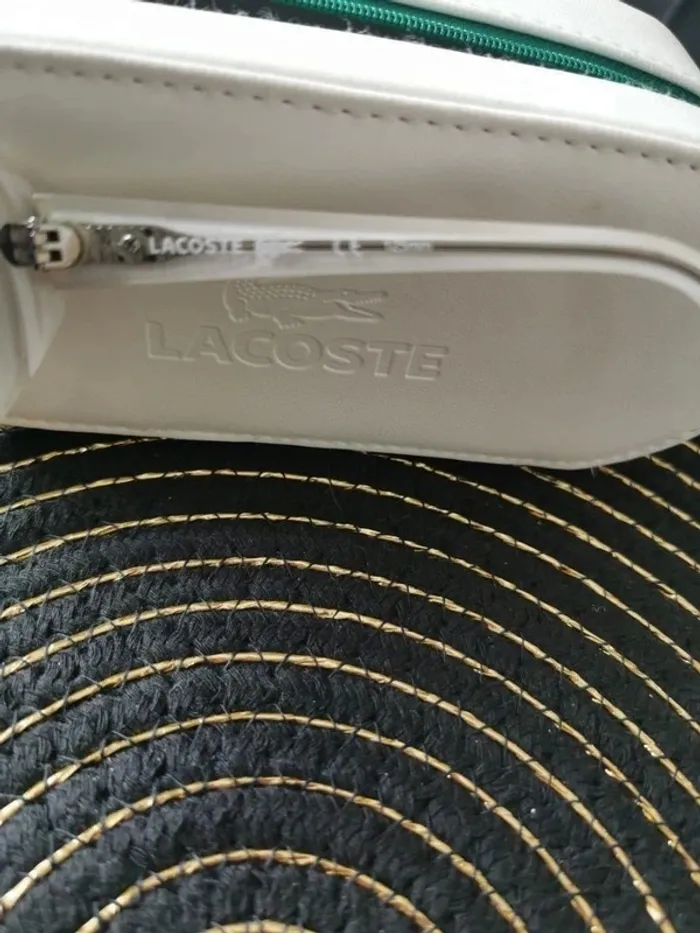 Lunette femme Lacoste - photo numéro 5