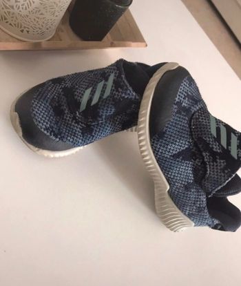 Basket Adidas Taille 25