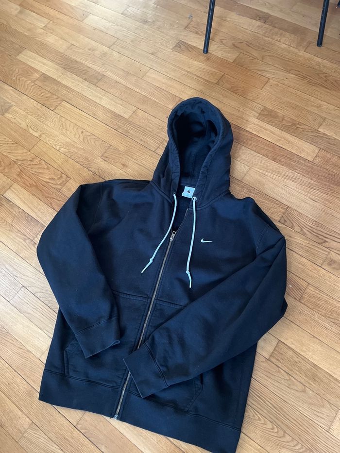 Sweat Nike solo swoosh noir - photo numéro 3