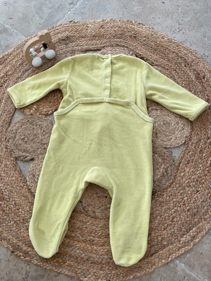 Pyjama velours 12 mois - photo numéro 3