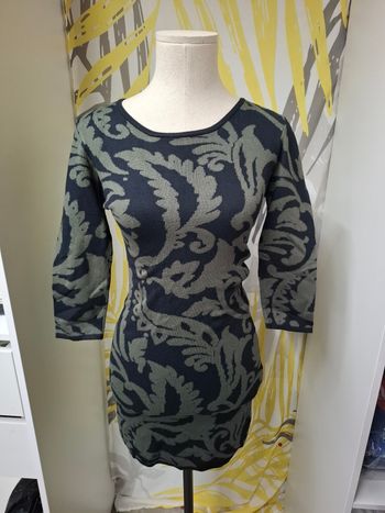 Robe epaise moulante amisu T38