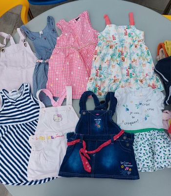 Lot 8 robes 18 mois