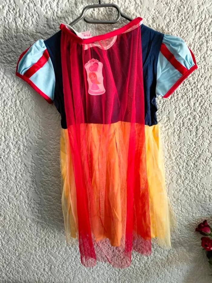 Robe de princesse Blanche-Neige 130 cm neuve - photo numéro 3