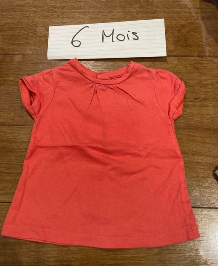 3 t-shirt 6 mois - photo numéro 2