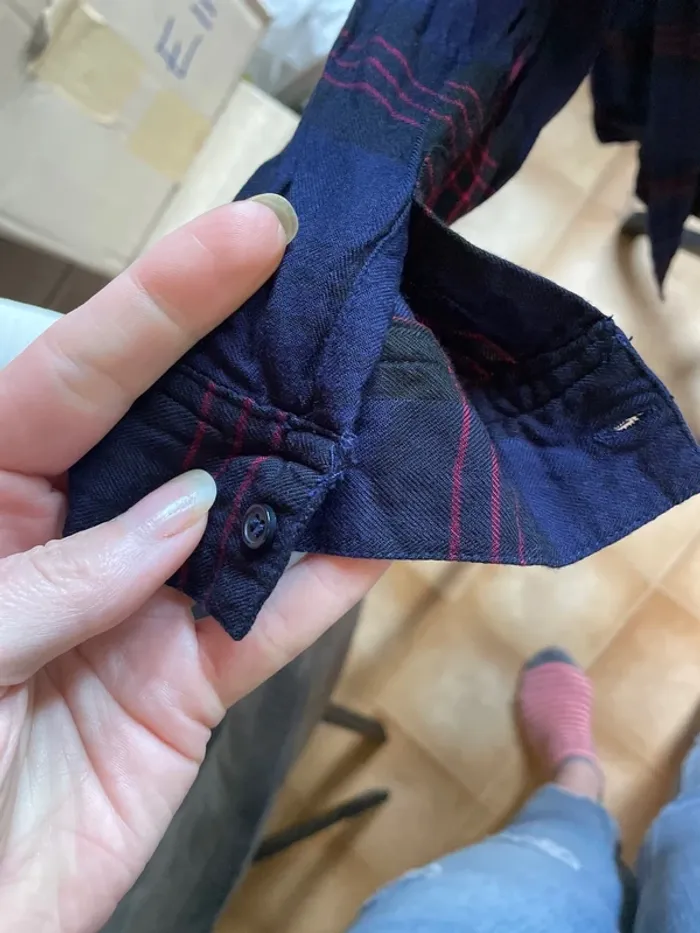 Chemise bleu et rouge - photo numéro 4