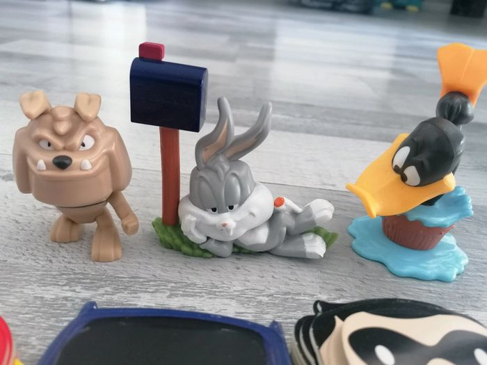 Lot 7 figurines toons et batman 🦇 - photo numéro 5