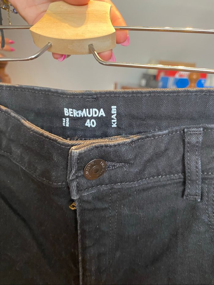Bermuda noir - photo numéro 3