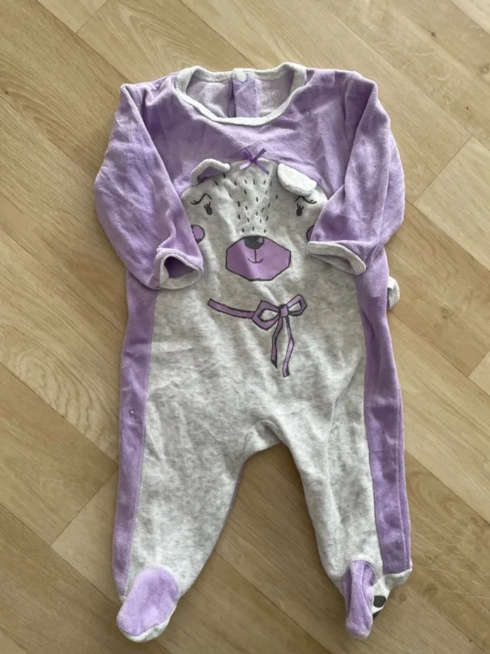 Lot 5 pyjama velours fille 6 mois - photo numéro 11