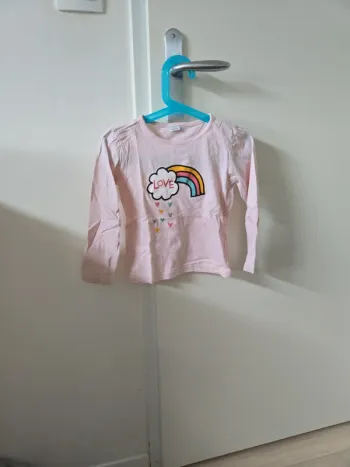 T-shirt fille manches longues taille 3ans
